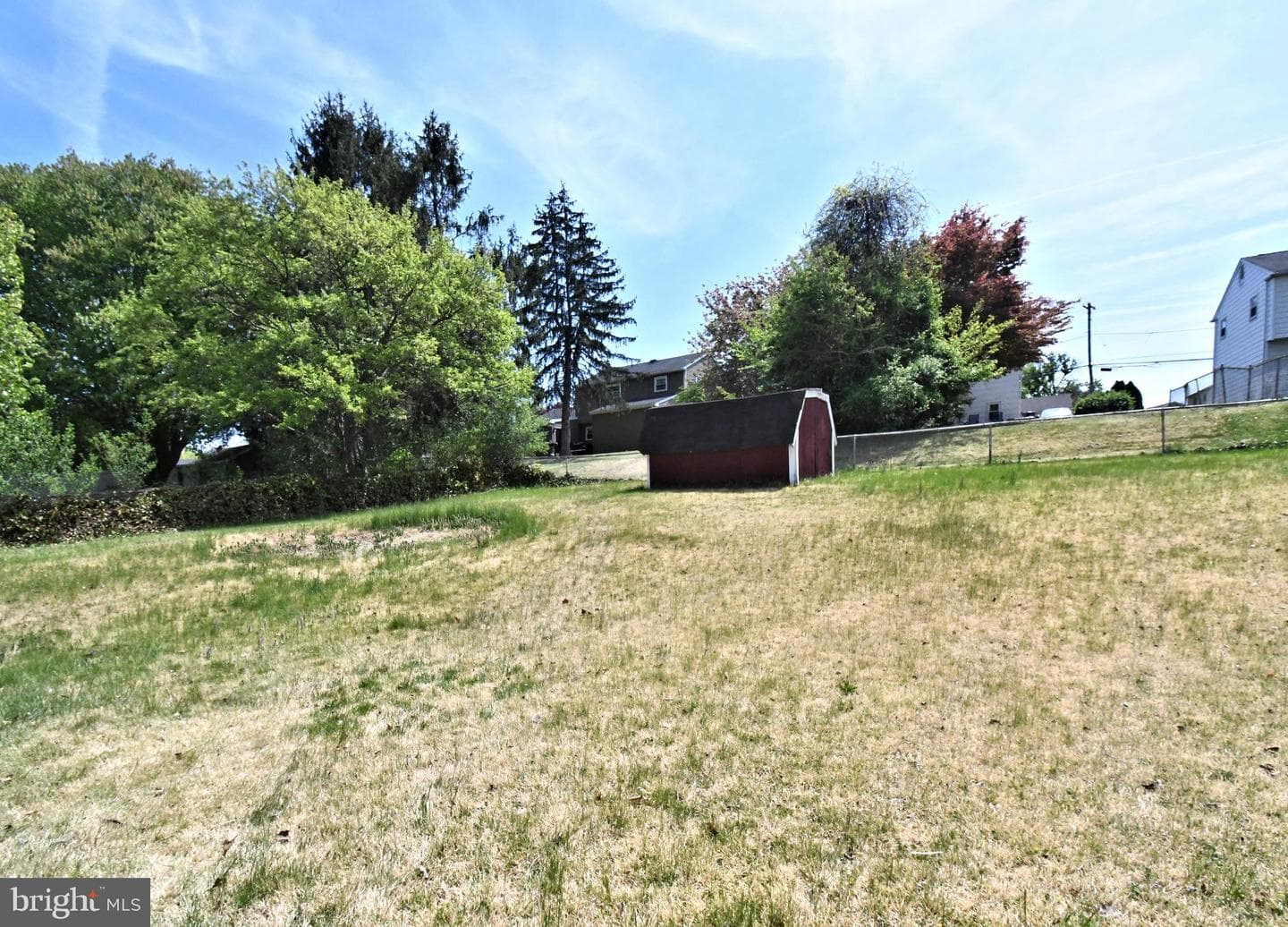 412 Camelot Drive photo 47