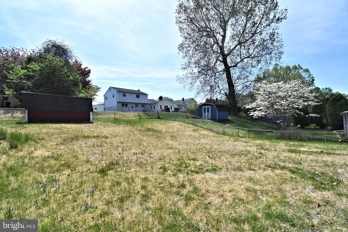 412 Camelot Drive photo 48