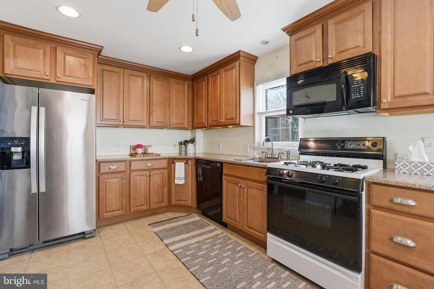 31 W Marthart Avenue photo 9