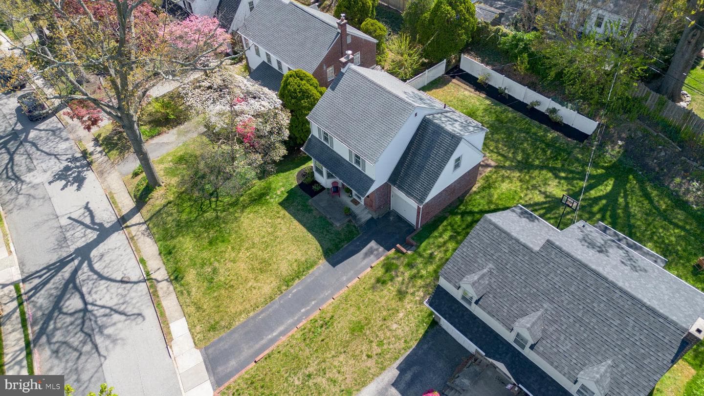 308 Canterbury Road photo 24