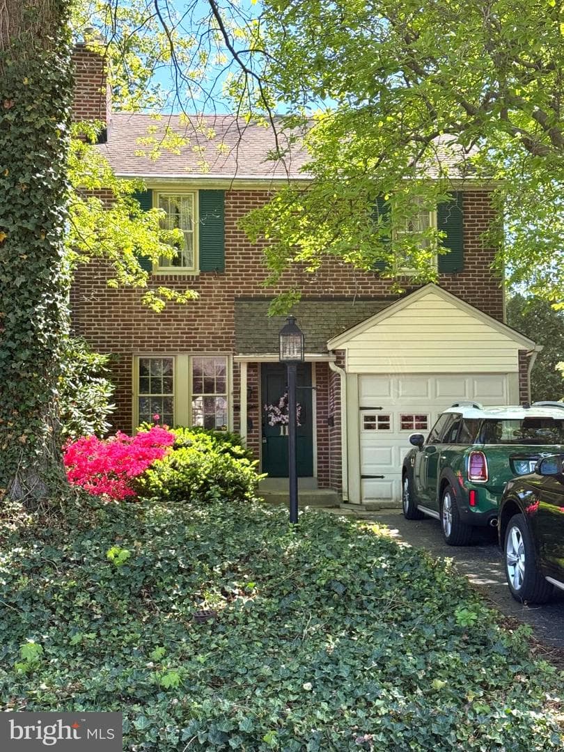 111 S Norwinden Drive, Springfield