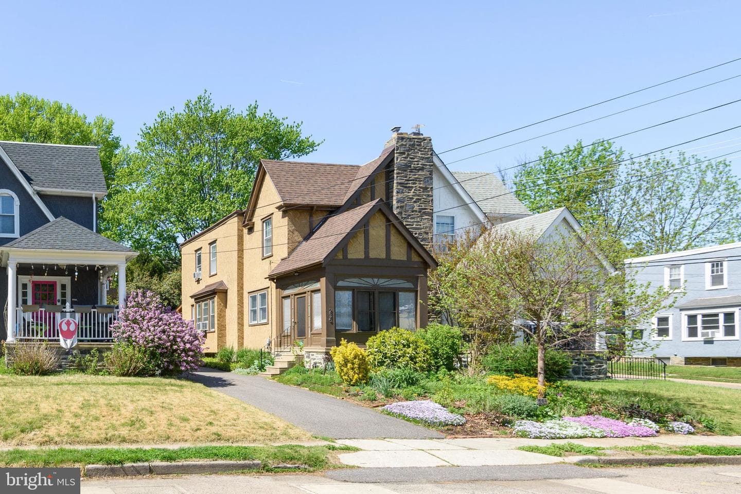 235 W Plumstead Avenue photo 2