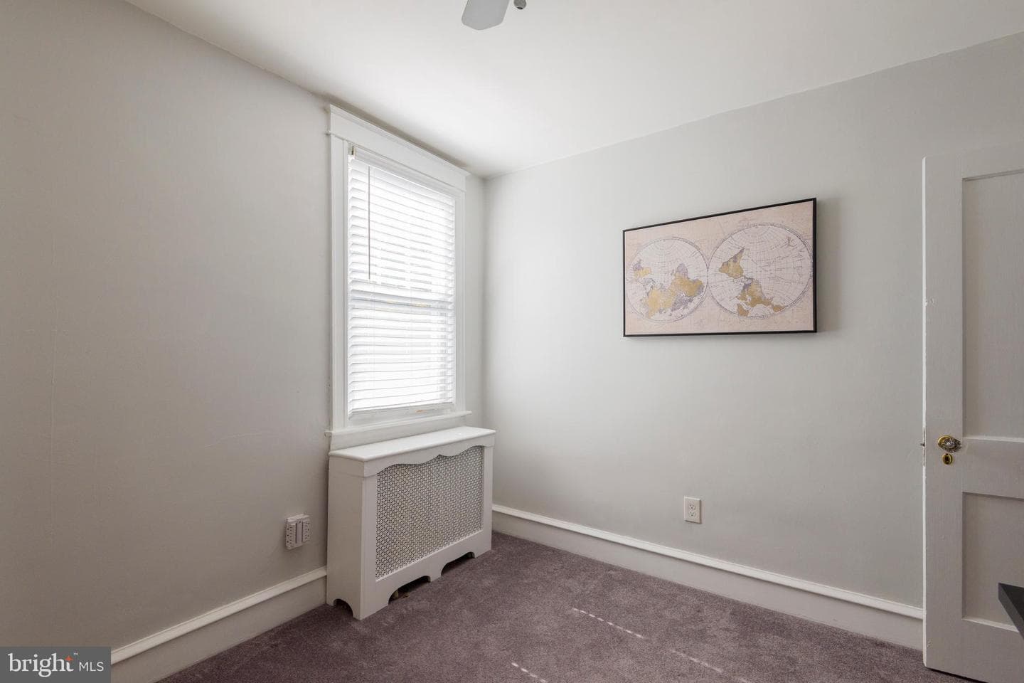 235 W Plumstead Avenue photo 24