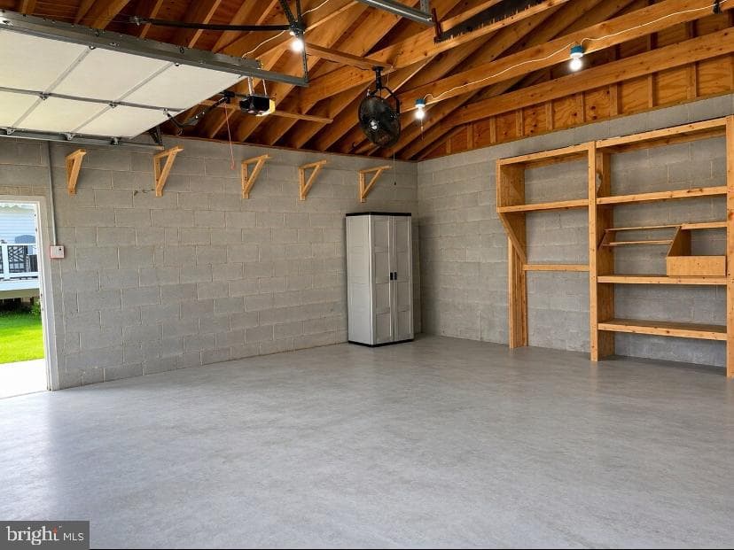 2047 Walnut Street photo 34