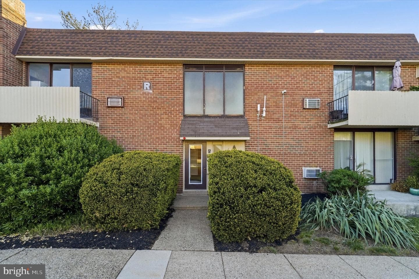 100 E Glenolden Avenue #r-10, Glenolden