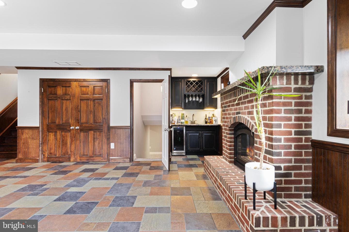 108 Canterbury Drive photo 13