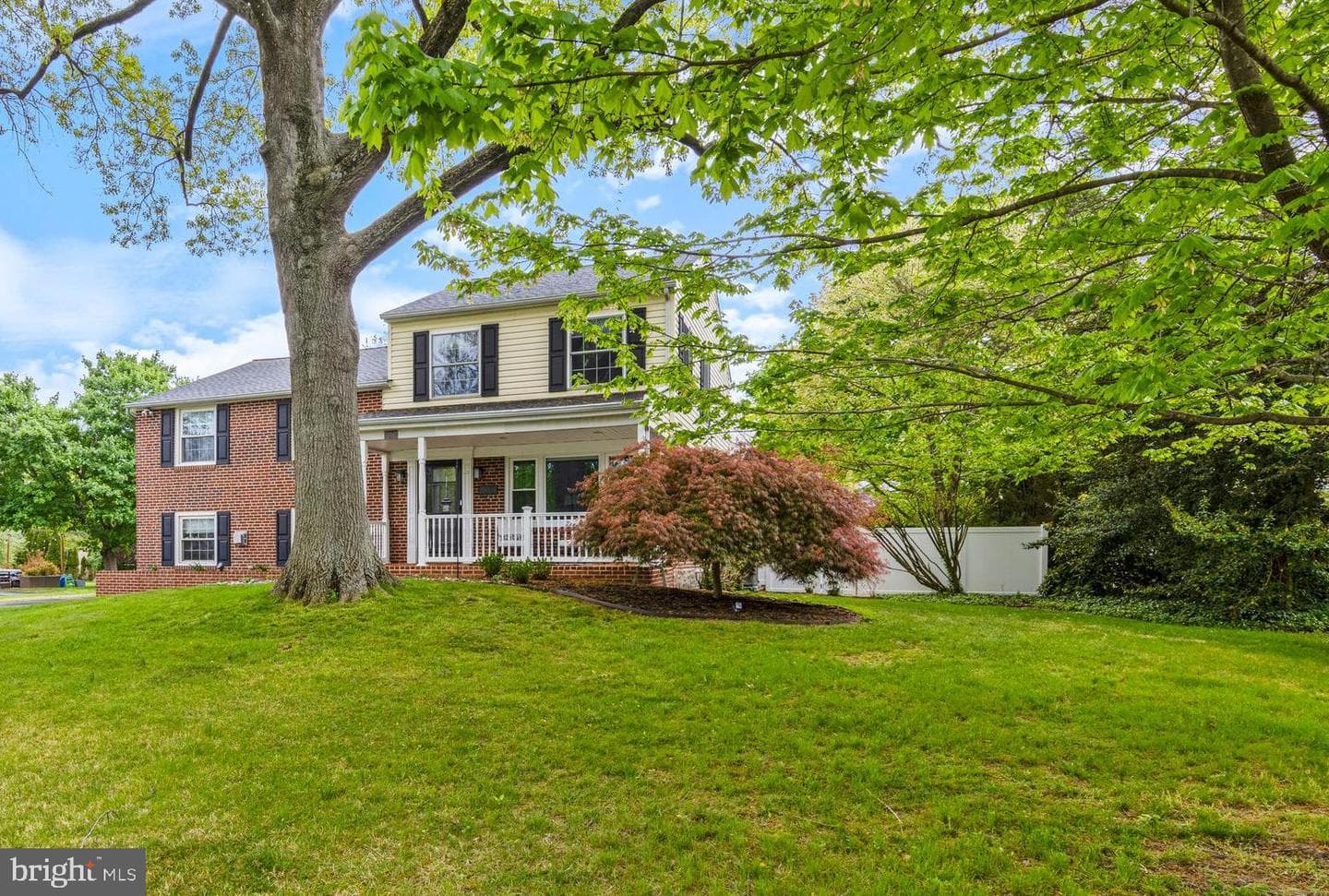 108 Canterbury Drive photo 2
