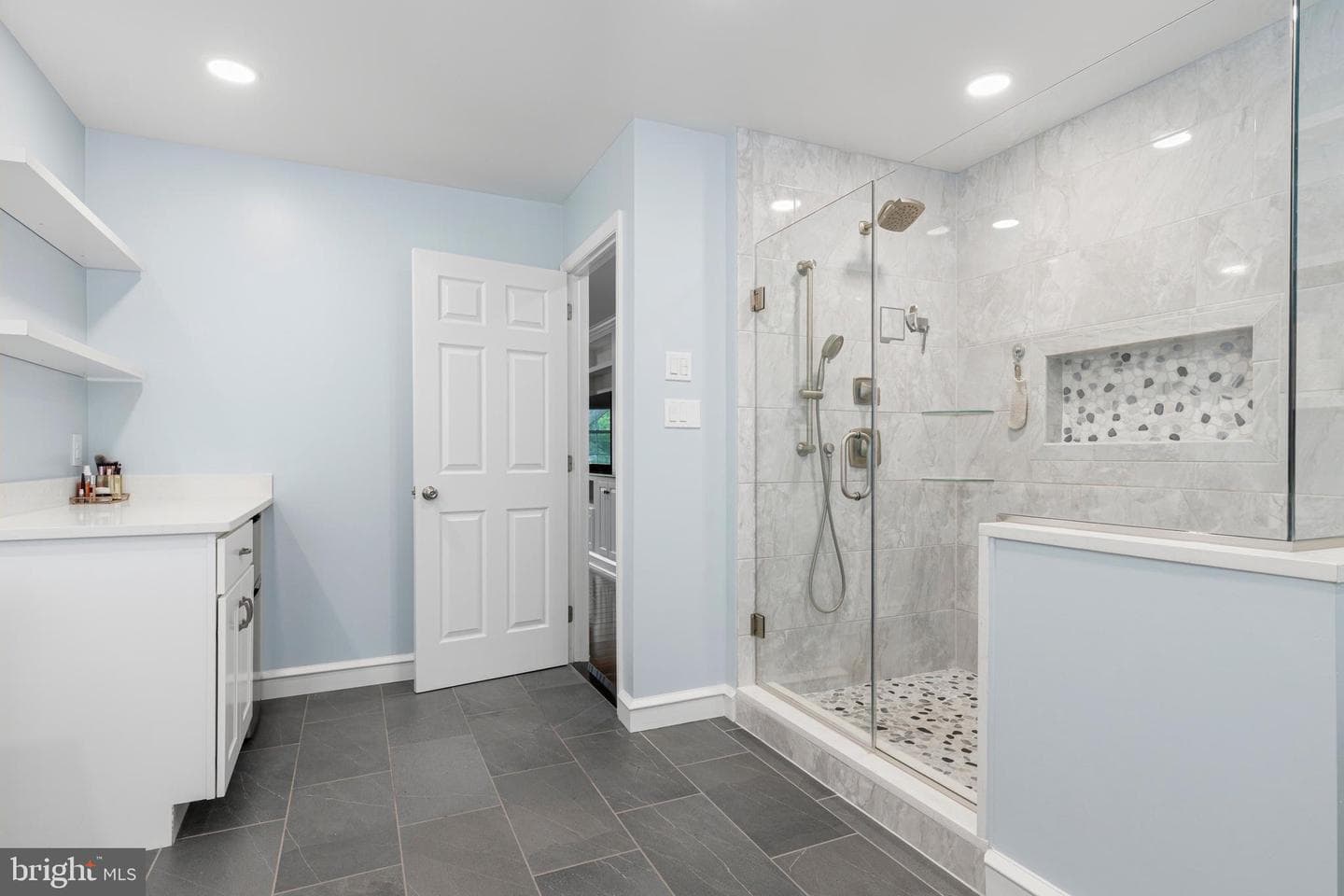 108 Canterbury Drive photo 28