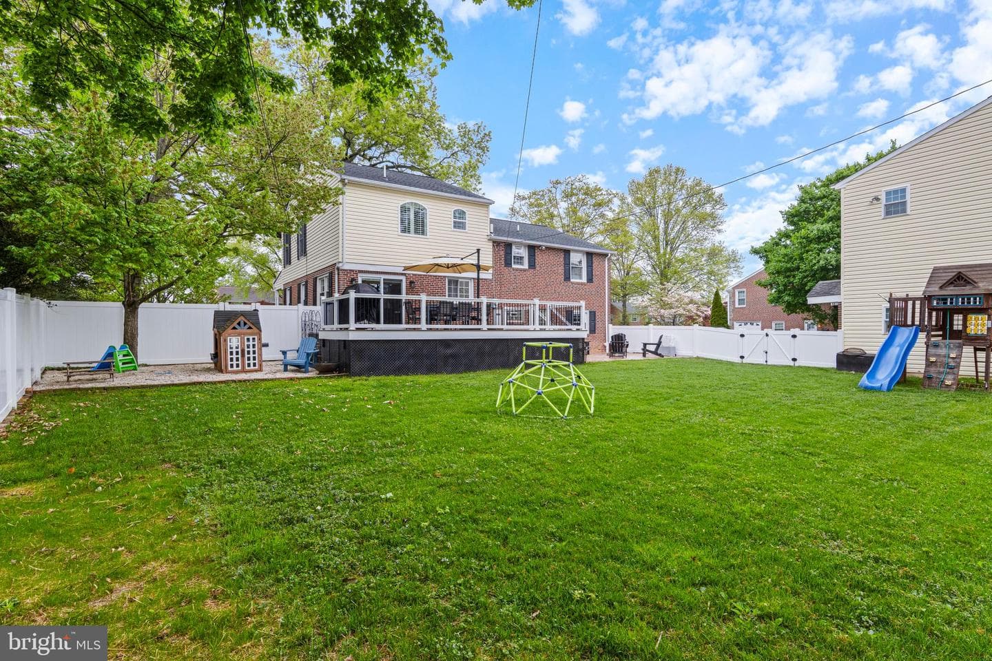 108 Canterbury Drive photo 35