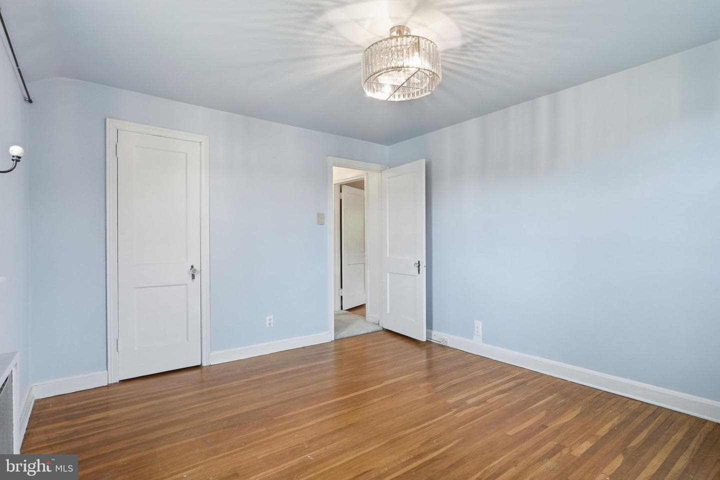 333 E Magnolia Avenue photo 36
