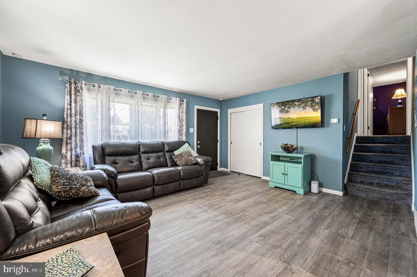 234 Talbot Drive photo 3