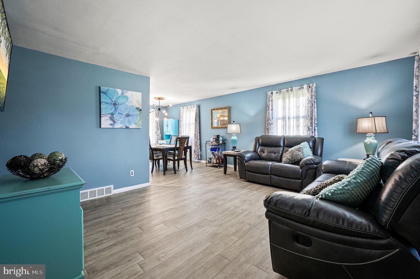 234 Talbot Drive photo 4