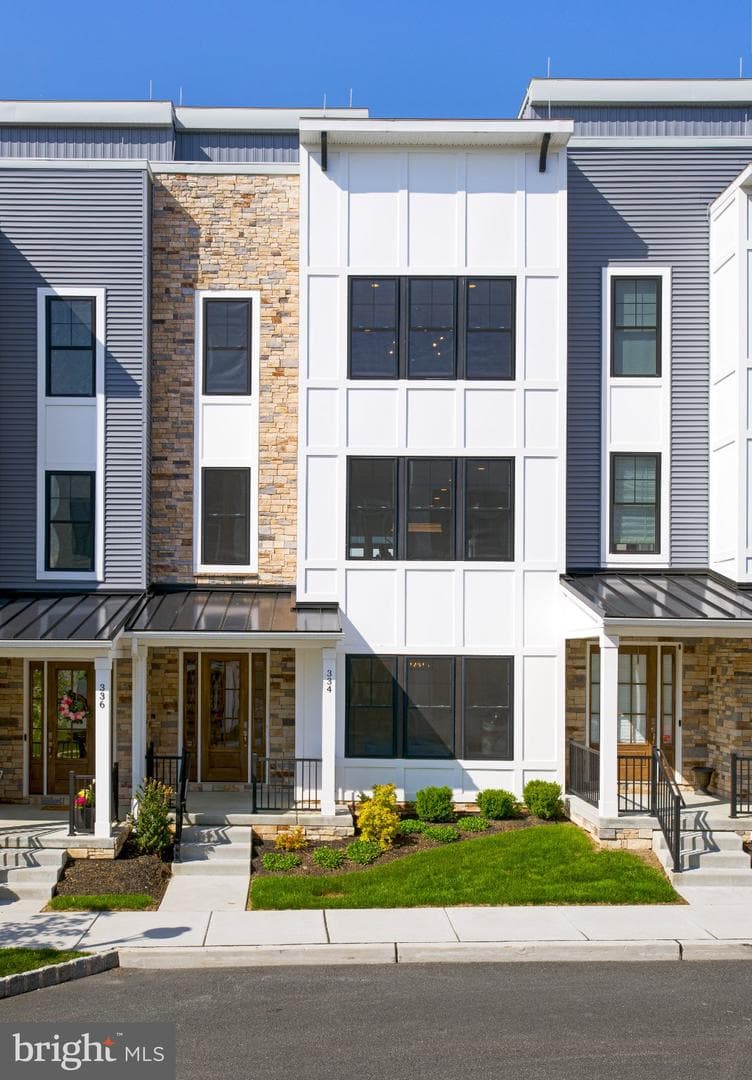 334 Foxtail Lane, Newtown Square