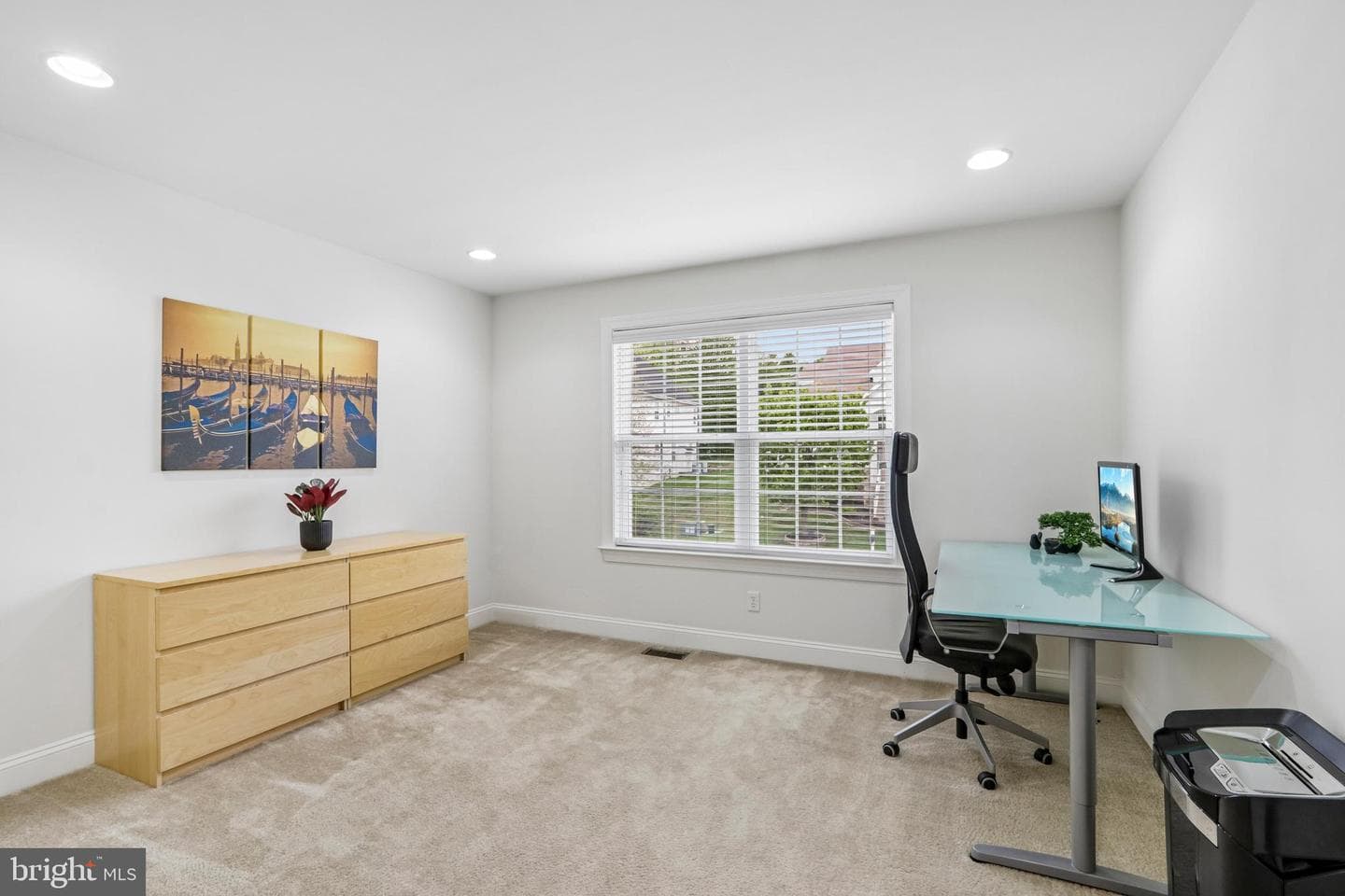 33 Venuti Drive photo 28