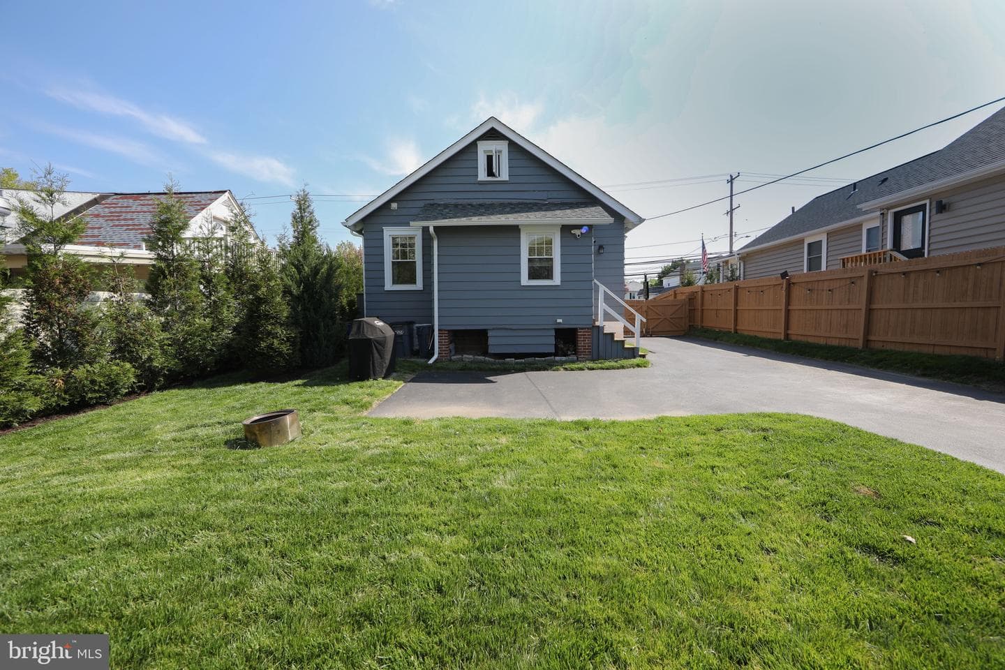 1028 N Providence Road photo 39
