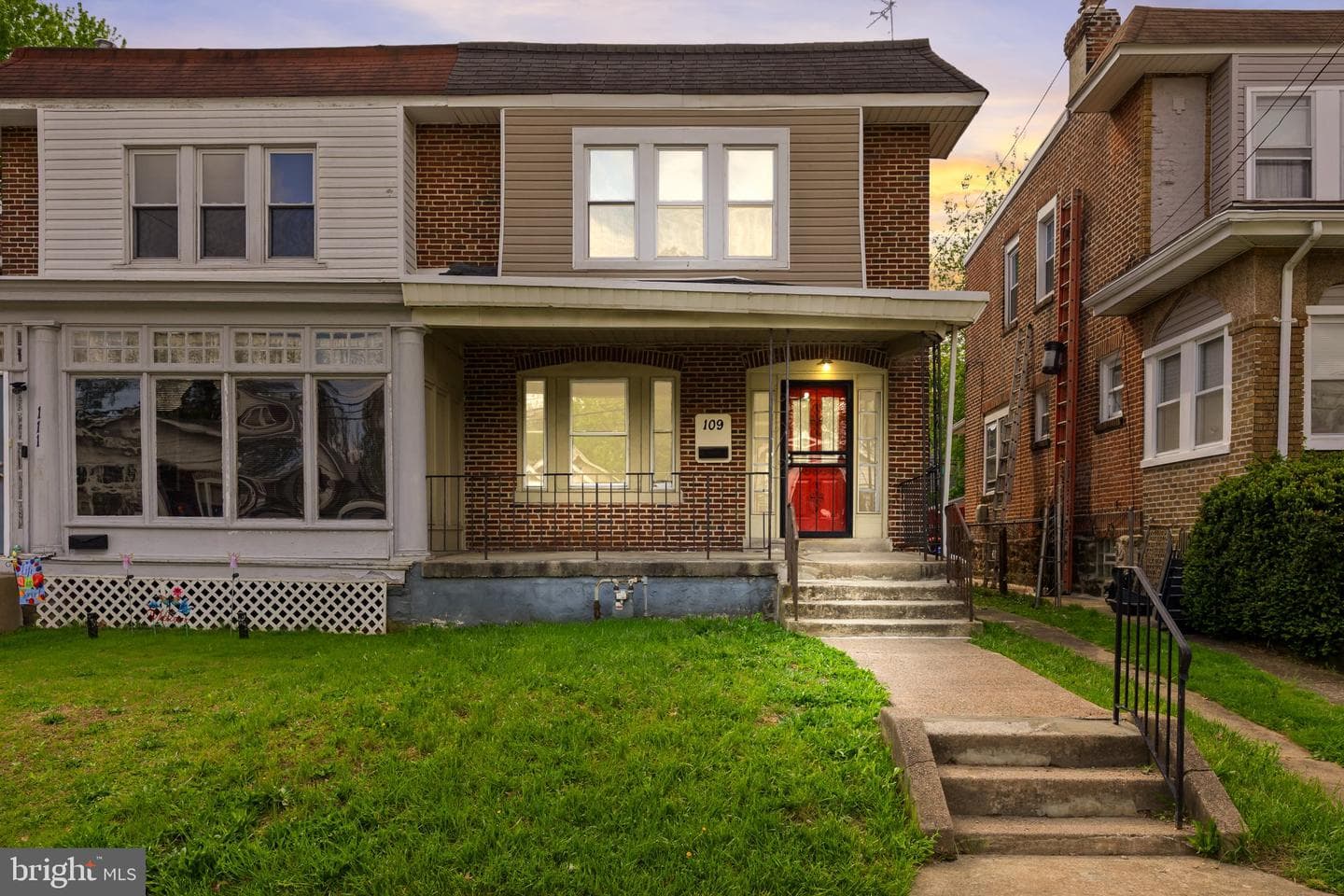 109 E 24th Street photo 2