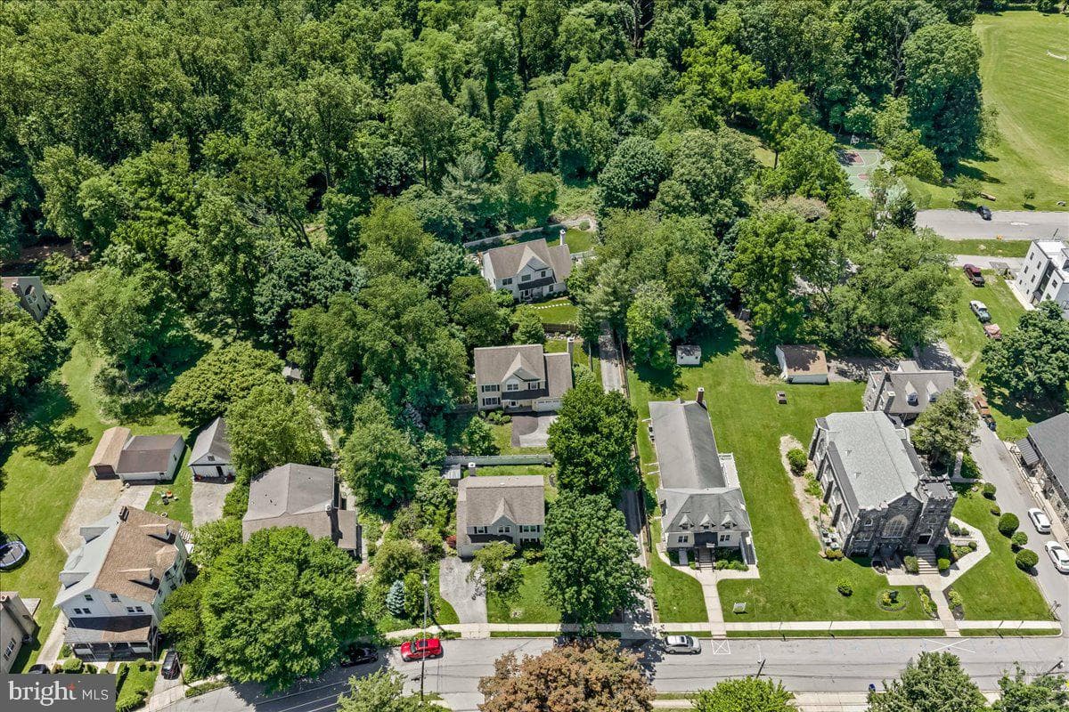 252 Highland Avenue photo 42