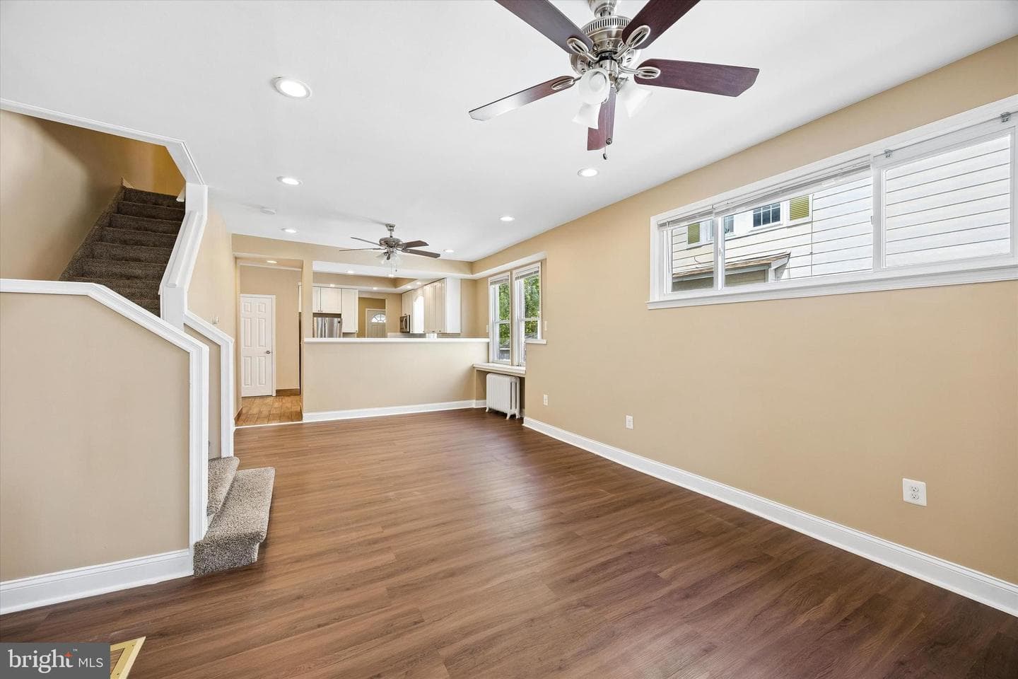 524 Orchard Avenue photo 3