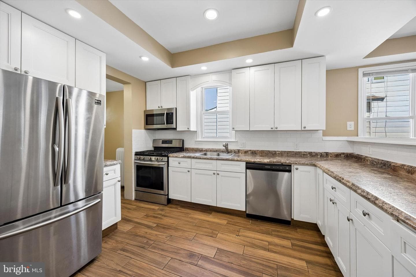 524 Orchard Avenue photo 6