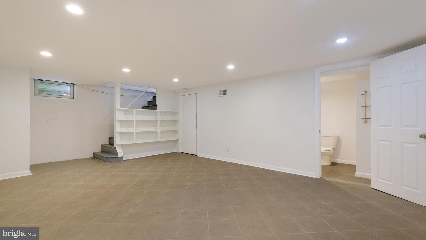 270 Sunnybrook Road photo 18