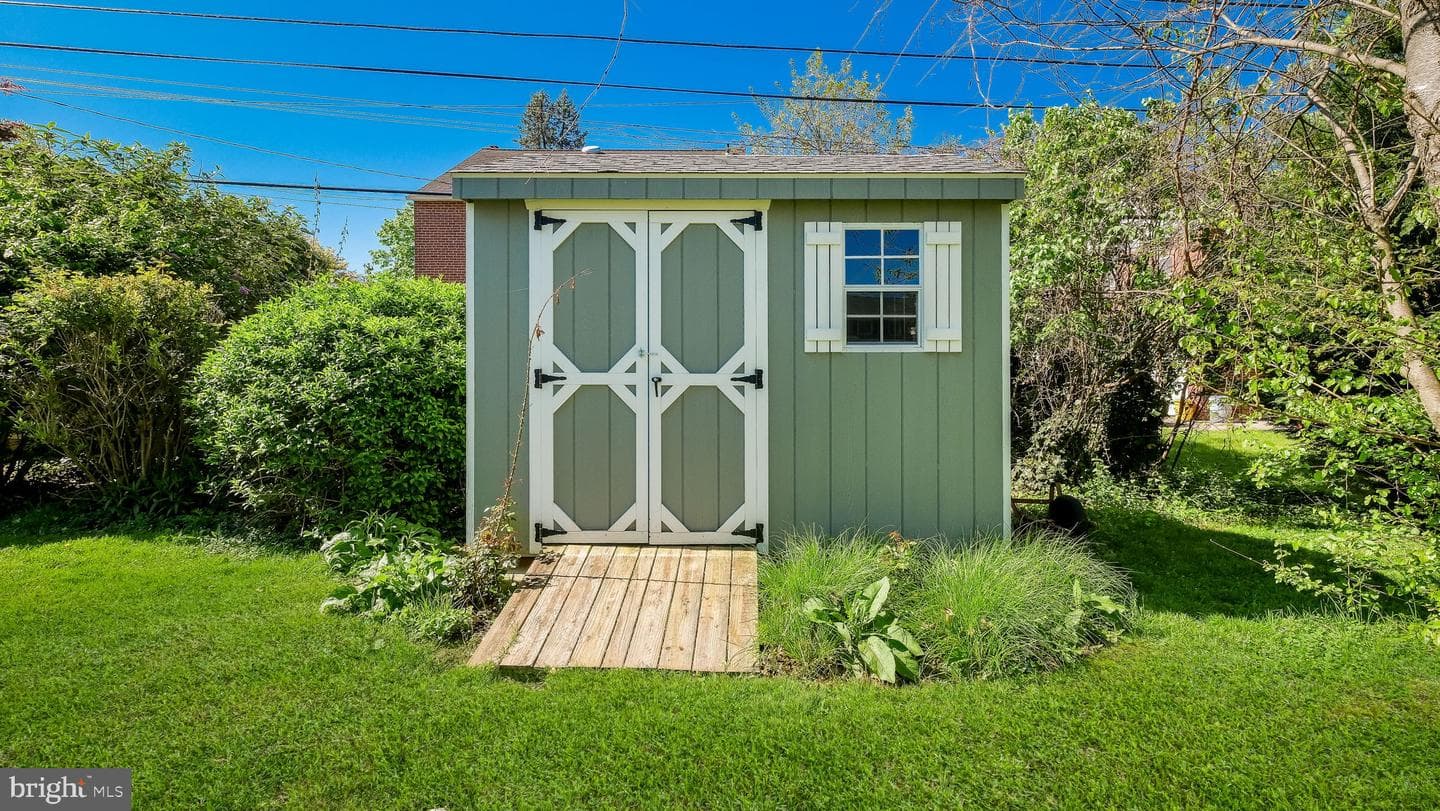 270 Sunnybrook Road photo 32