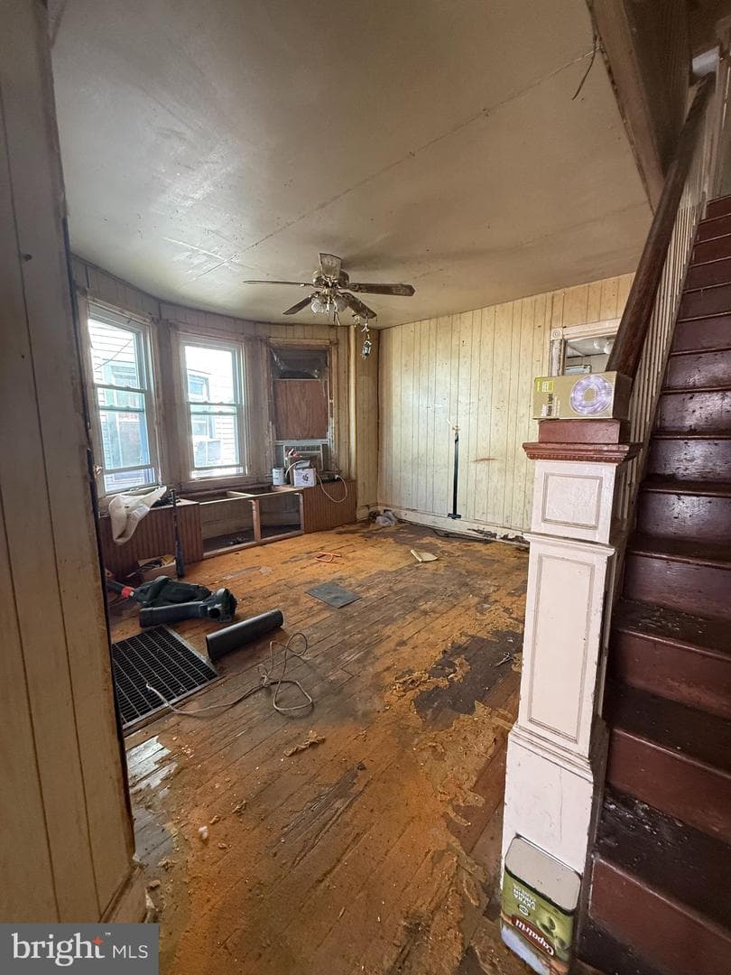 127 White Avenue photo 2