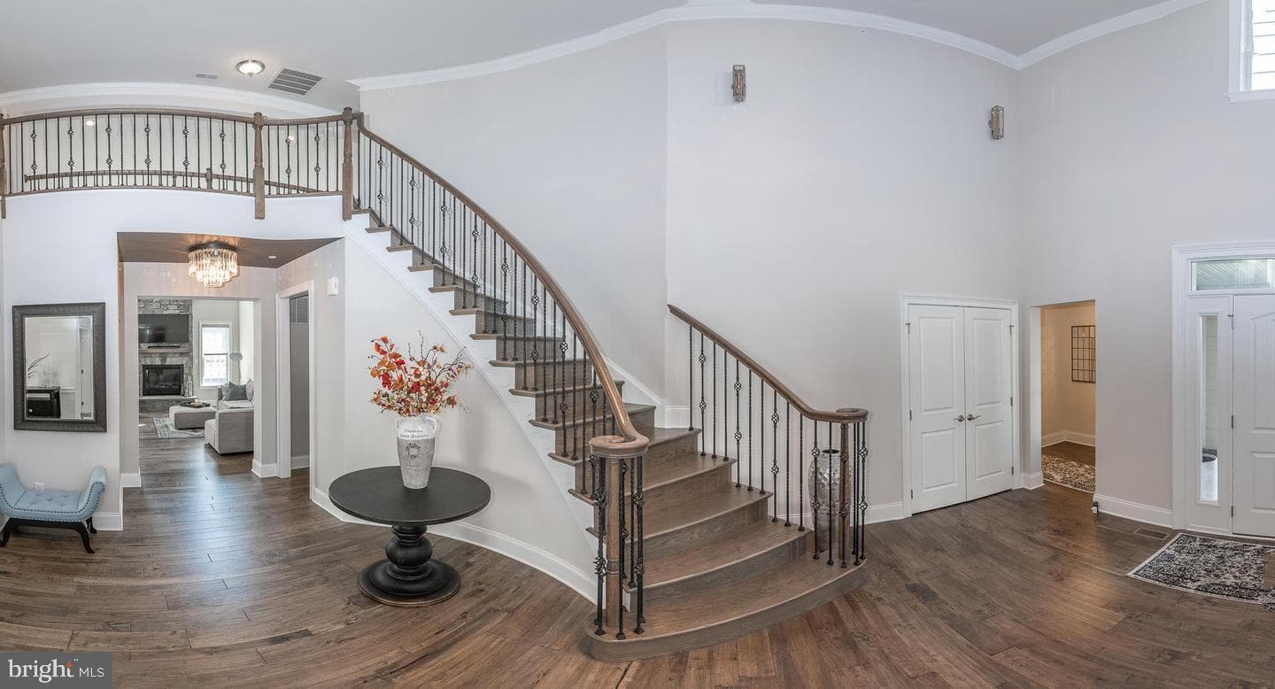 3720 Rose Trader Lane photo 2
