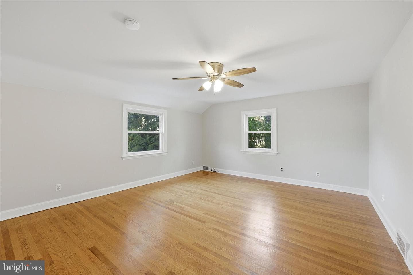 143 Bryn Mawr Avenue photo 21
