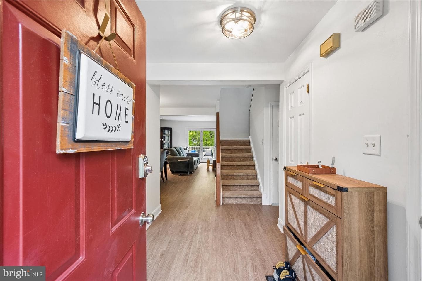 87 Talbot Court photo 3