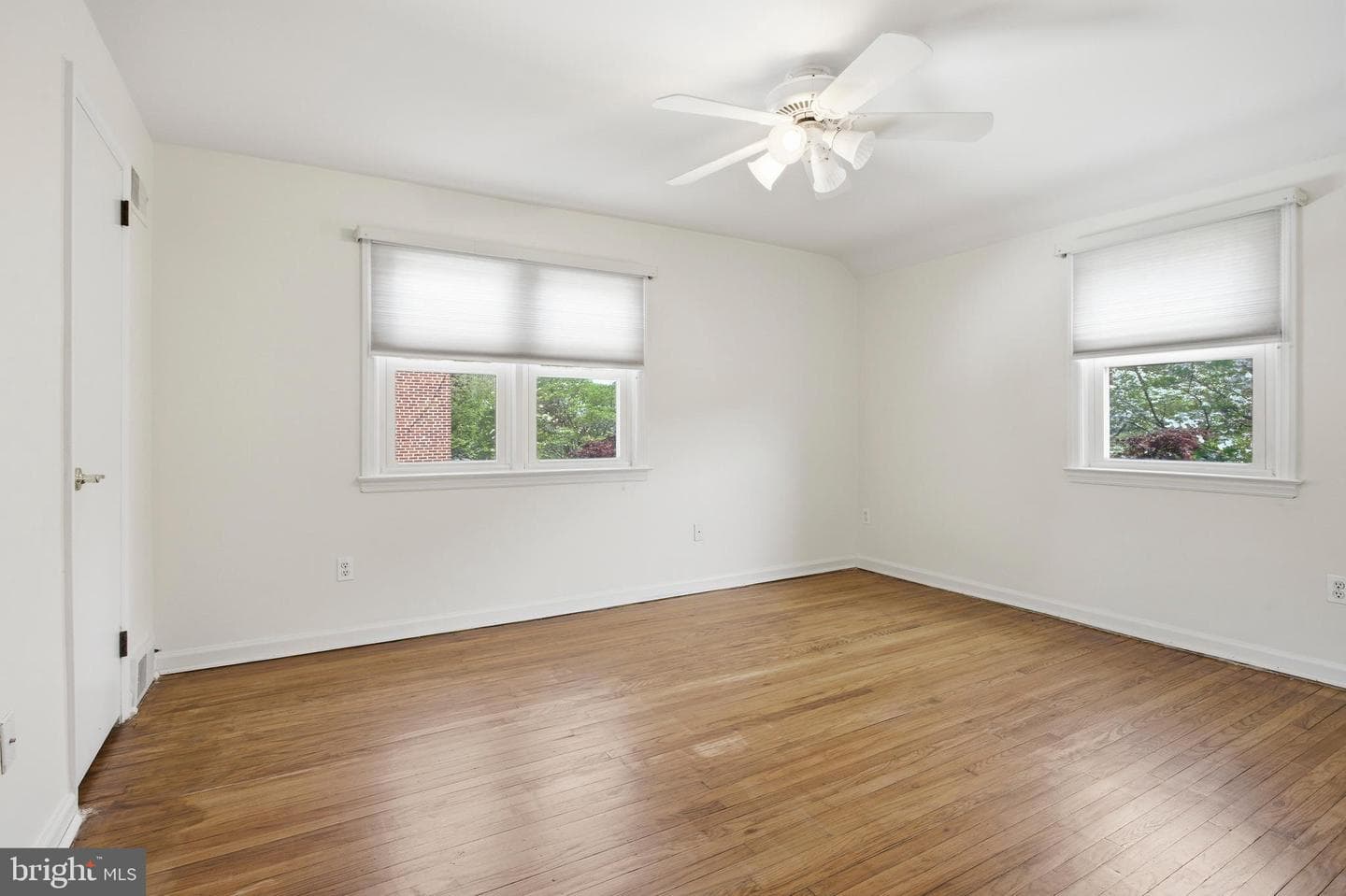 418 Colonial Park Drive photo 21