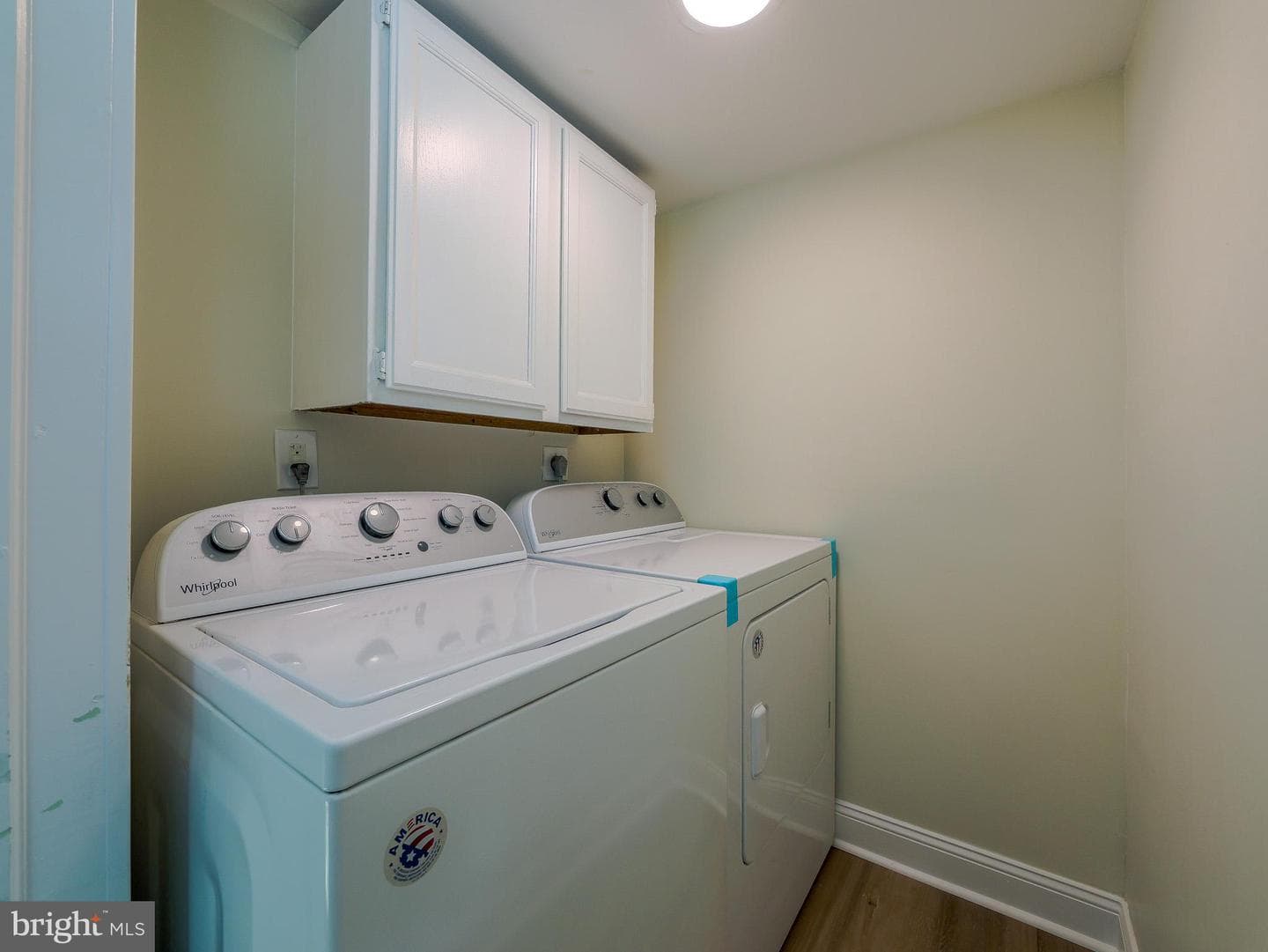 4828 Greenwood Street photo 16