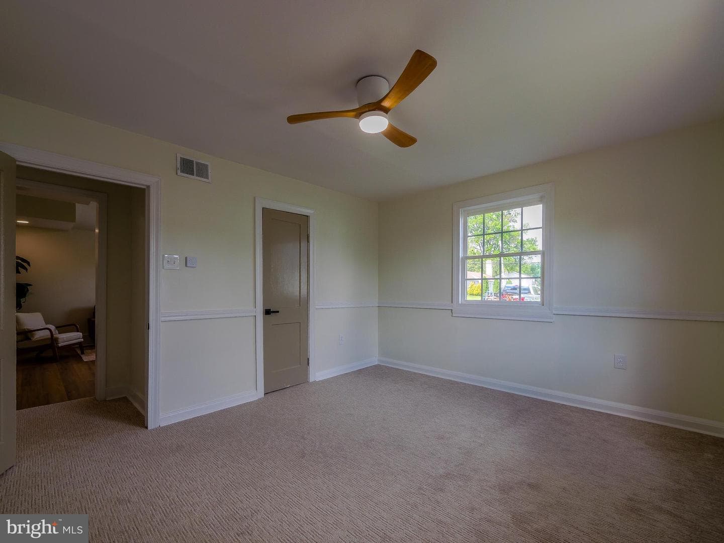 4828 Greenwood Street photo 28
