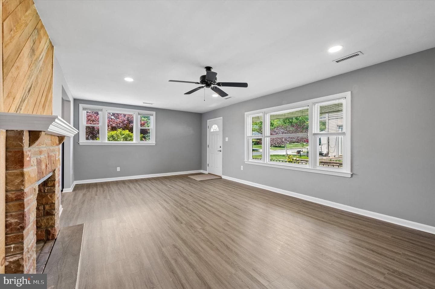 2211 Dickens Lane photo 6