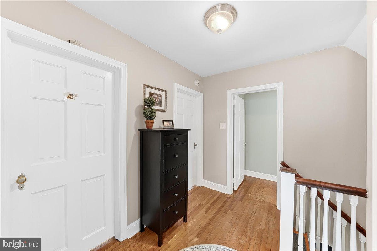 940 Turner Avenue photo 25