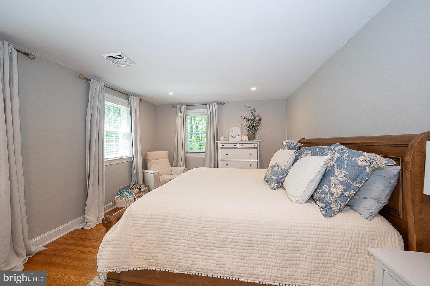 311 Oak Hill Lane photo 22