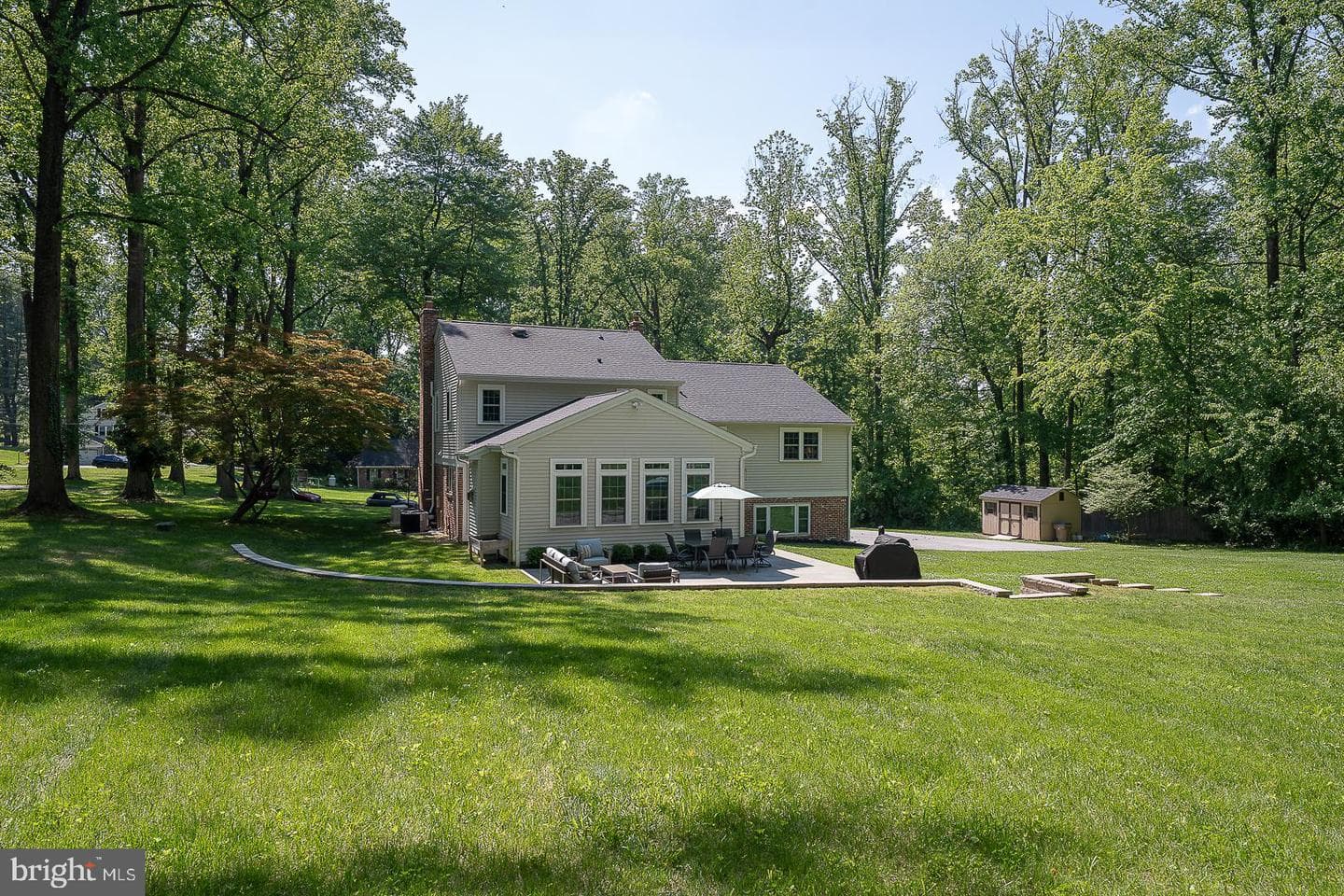 311 Oak Hill Lane photo 38