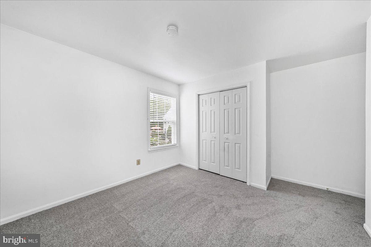3174 William Road photo 27
