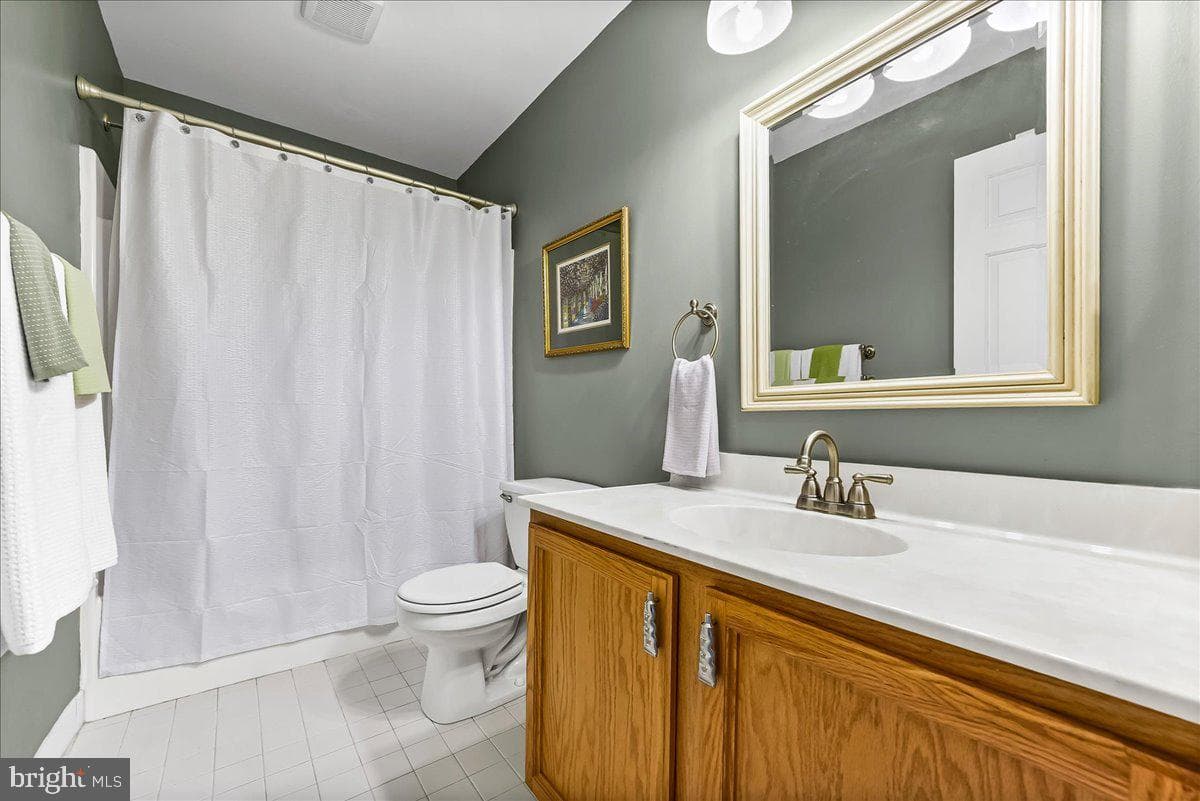 3174 William Road photo 30