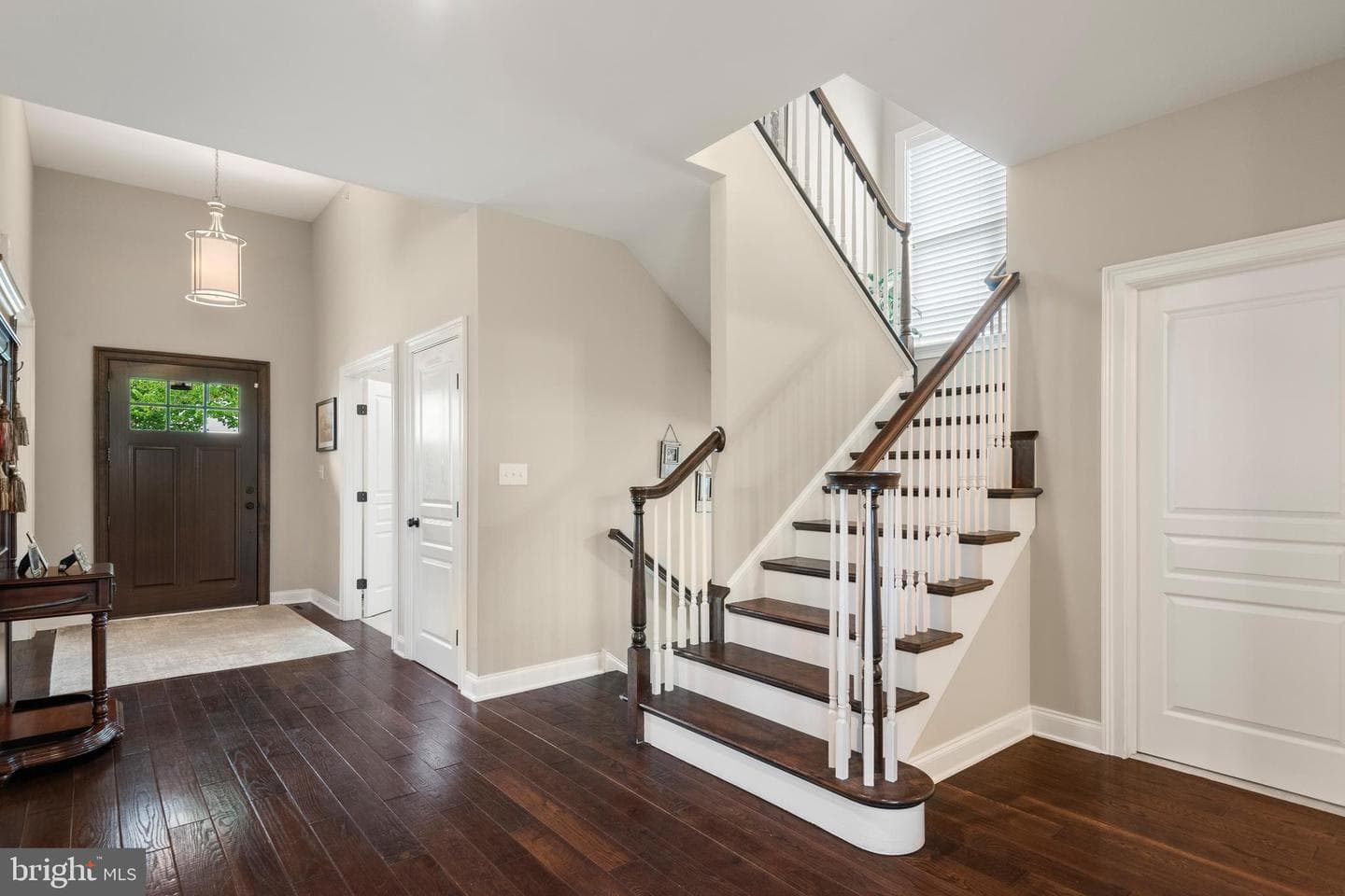 414 Ravenscliff Drive photo 11