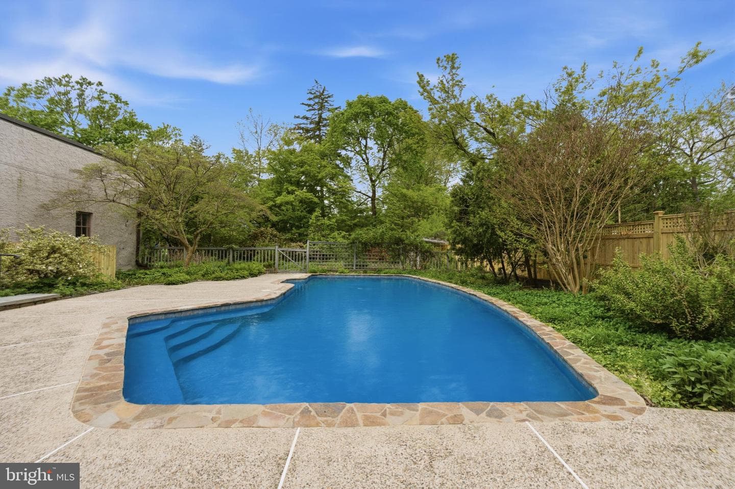404 Oak Lane photo 68