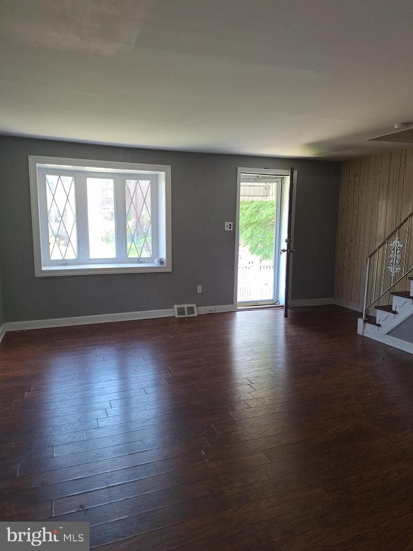 4017 Brunswick Avenue photo 7