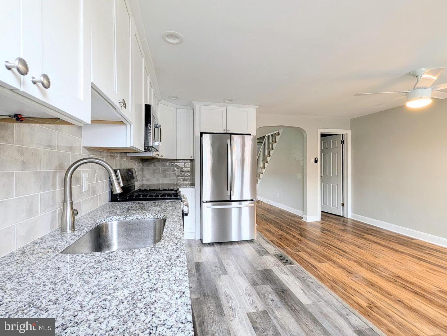 150 W Berkley Avenue photo 11