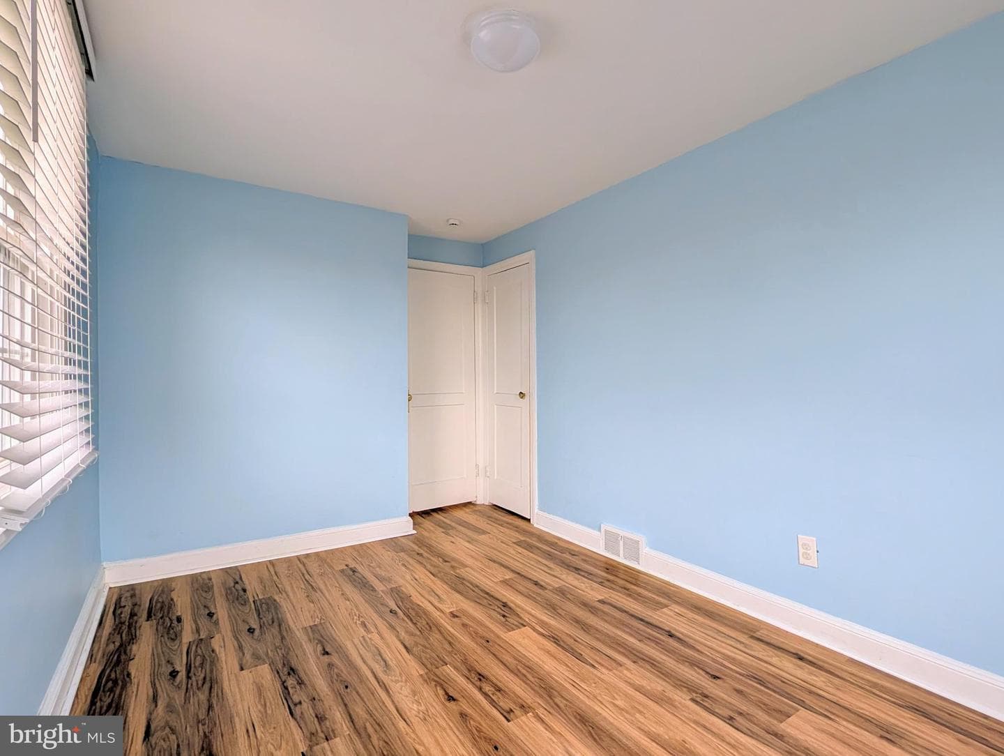 150 W Berkley Avenue photo 15