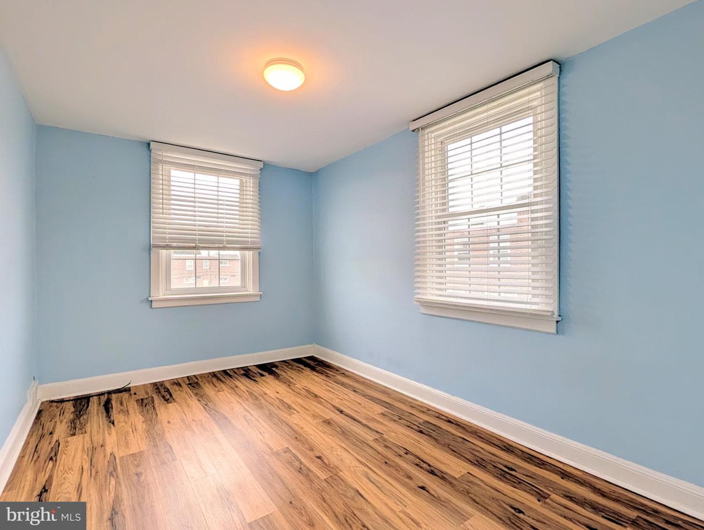 150 W Berkley Avenue photo 16