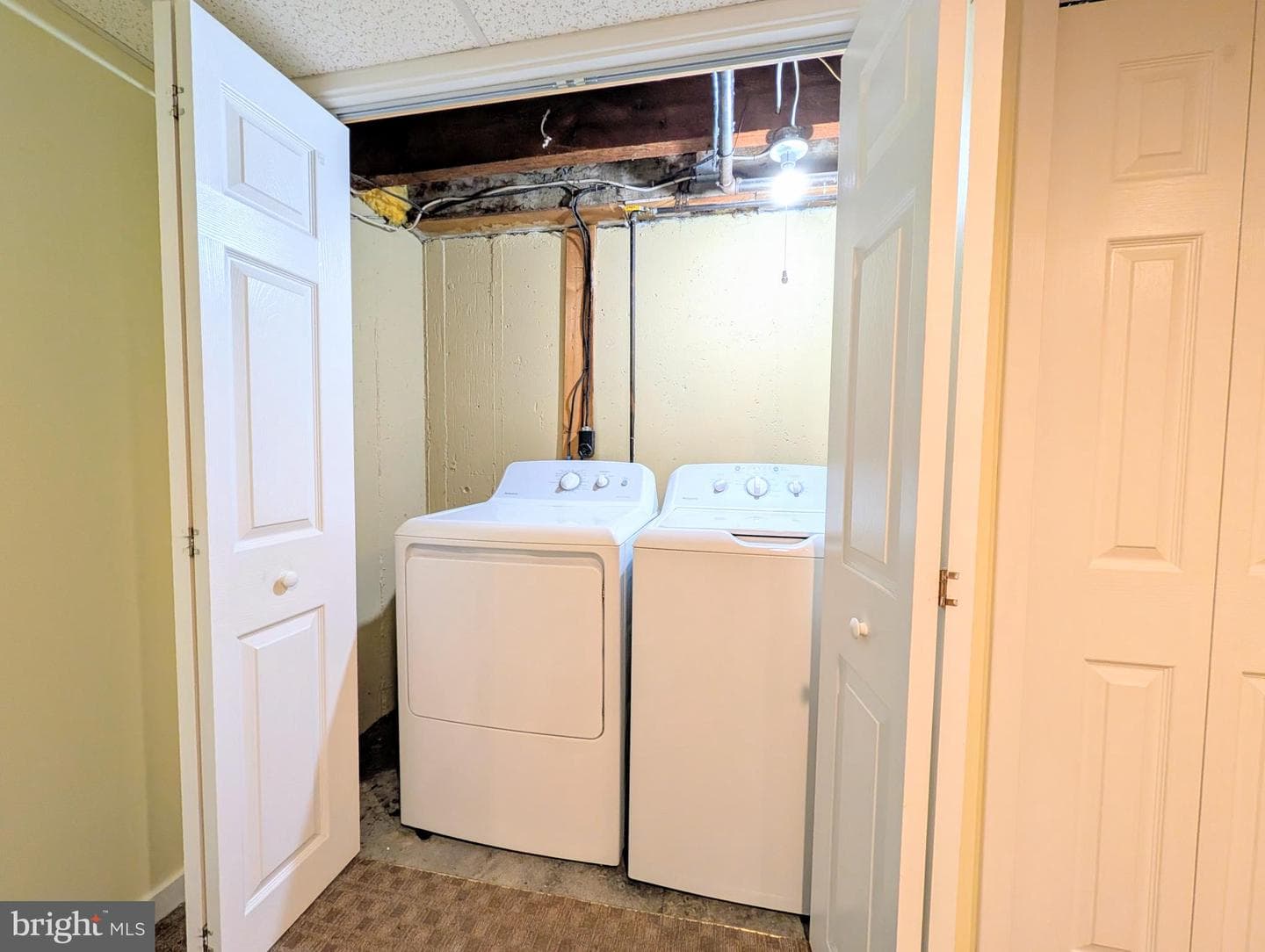 150 W Berkley Avenue photo 28