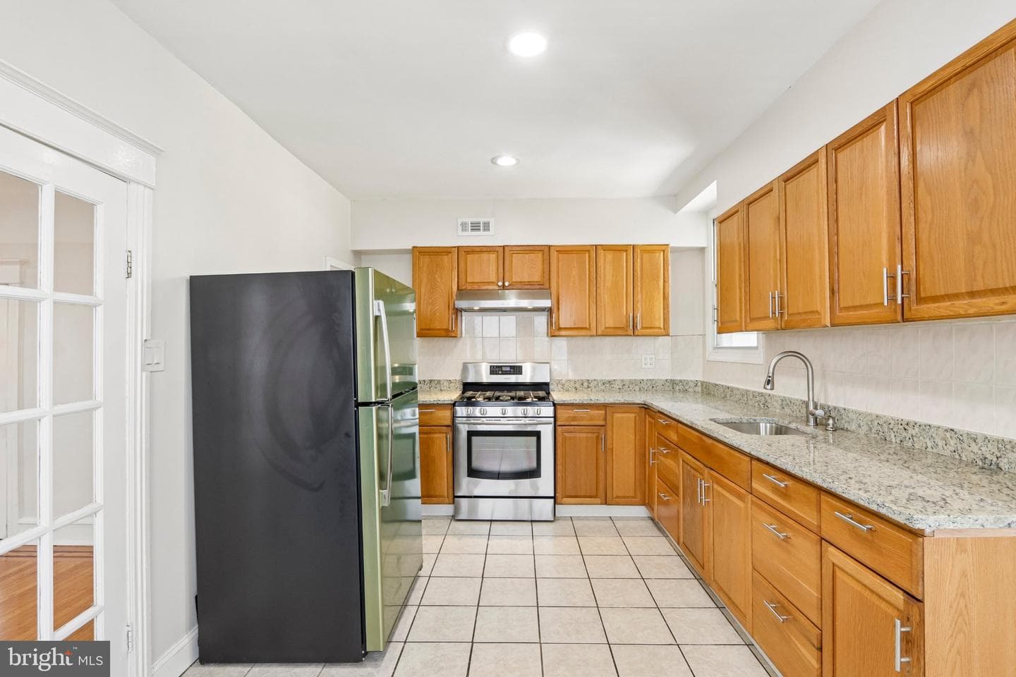 7407 Rogers Avenue photo 13