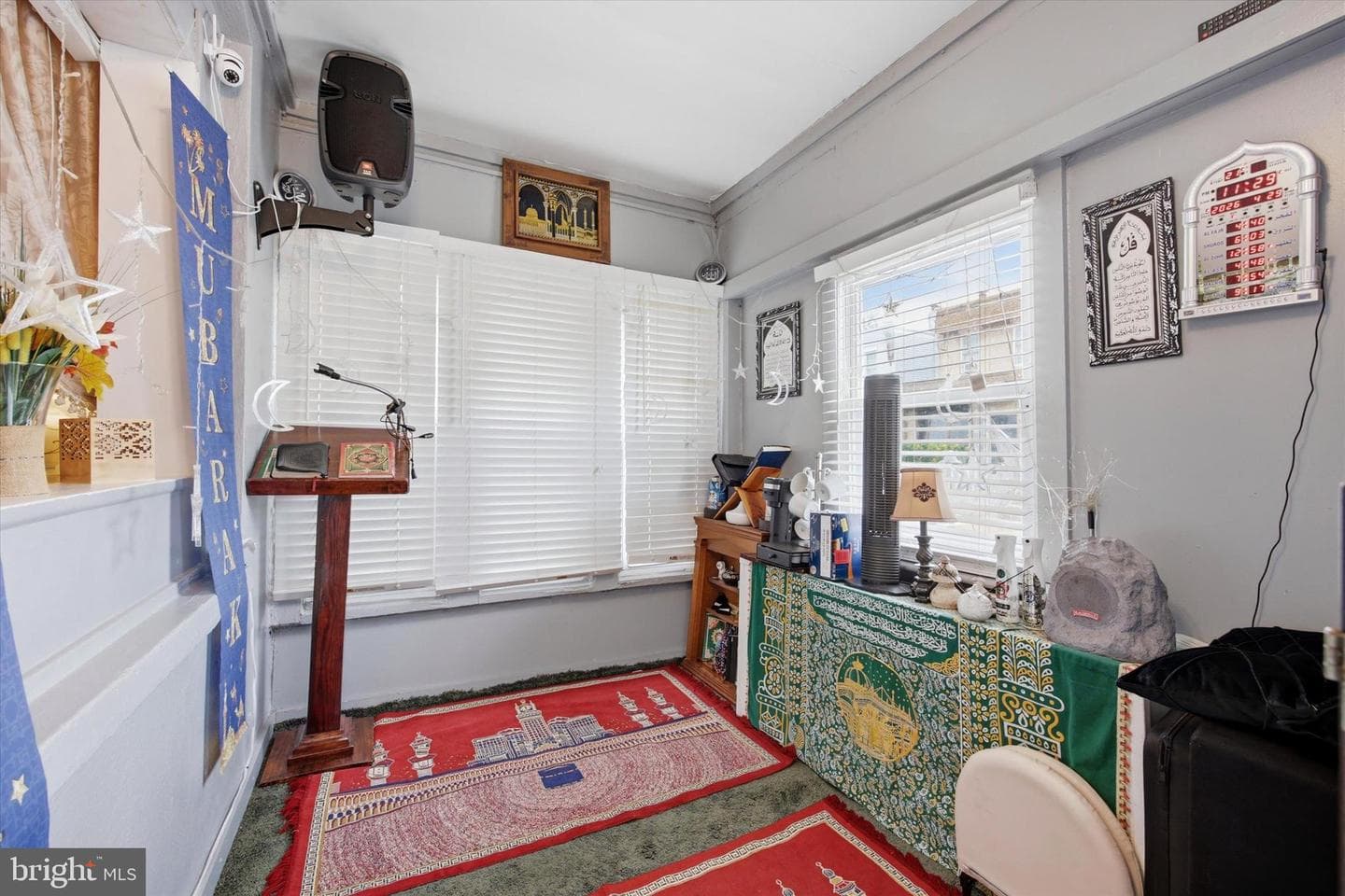 639 Columbia Avenue photo 3