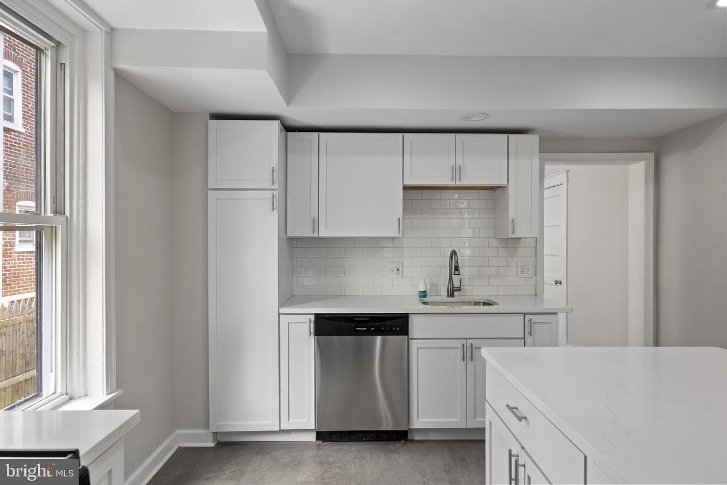 43 E 24th Street photo 12