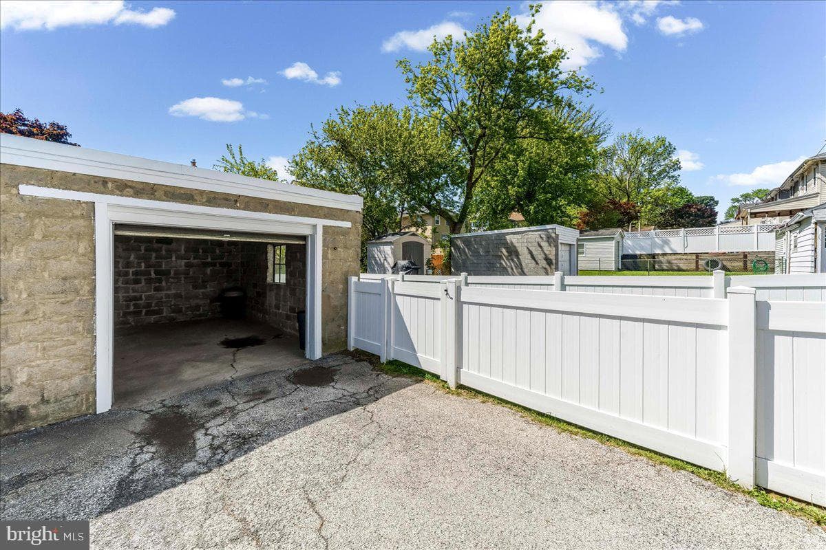 3202 Marshall Road photo 24