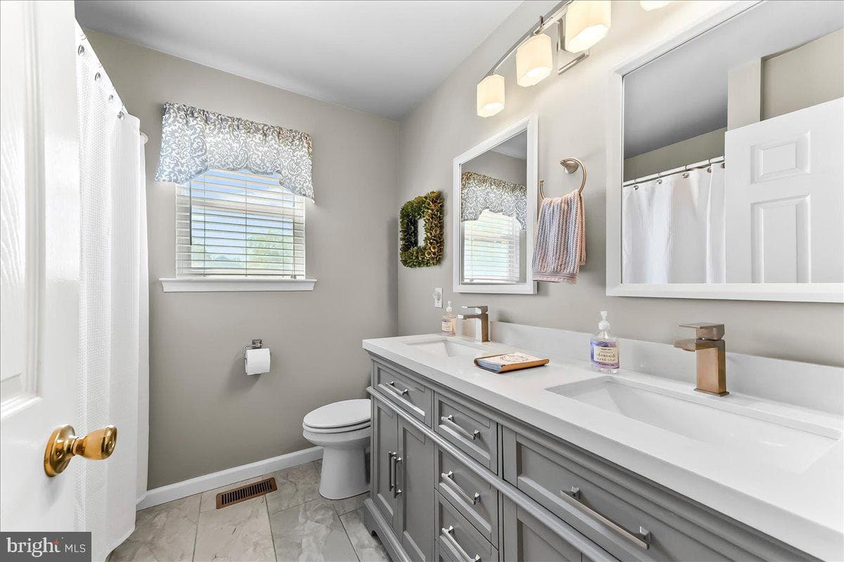 3265 Charles Griffin Drive photo 32